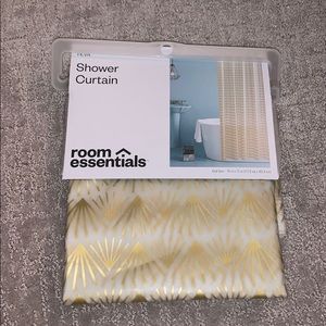 BRAND NEW— Gold and White Shower Curtain